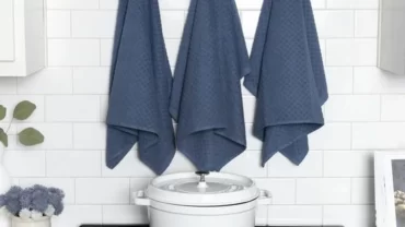 إضافة حوامل متعددة الاستخدام في زوايا المطبخ