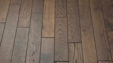 الأرضيات الخشبية الصلبة