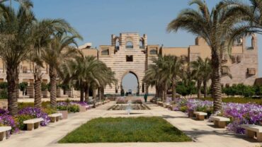 الجامعة الأمريكية بالقاهرة AUC