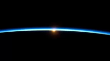 الغلاف يمتد لـ 10000 كيلو متر في الفضاء