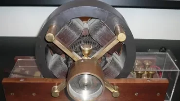 المحرك الحثي