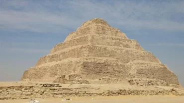 الهرم المدرج للملك زوسر