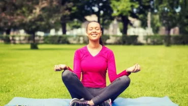 اليوغا تجعلك أكثر سعادة