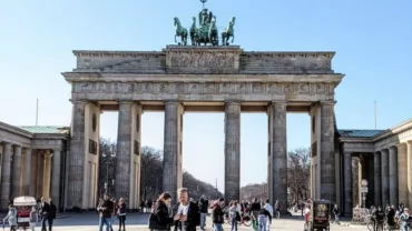 بوابة براندنبورغ Brandenburger Tor