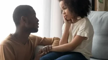 تعليم الطفل كيفية مواجهة التنمر