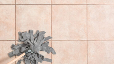 تنظيف المنزل