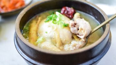 سامجيتانج (samgyetang)