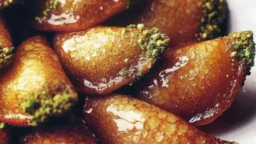 طريقة عمل القطايف بالسميد