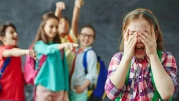 علم طفلك مساعدة غيره عند التعرض للتنمر