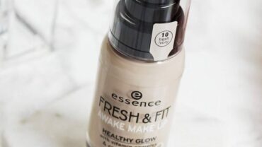 فاونديشن ايسنس فريش اند فت / Essence Fresh And Fit Foundation