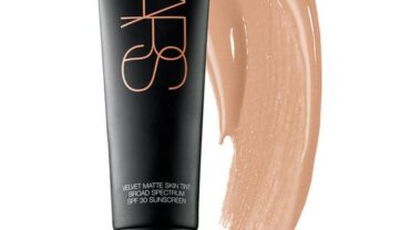 بيبي نارس فيلفيت- NARS Velvet Matte Skin Tint Broad Spectrum SPF 30