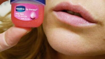 حماية الشفاه من التشقق و التقشف
