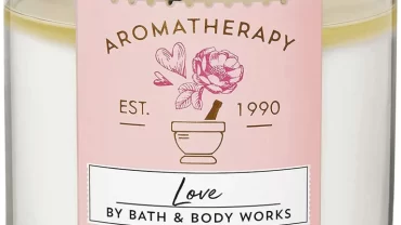 شمعة AROMATHERAPY LOVE ROSE + VANILLA