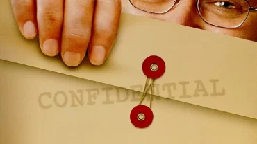 فيلم Fehrenheit 9/11(2004)