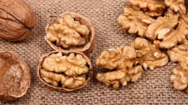 الجوز الملكي