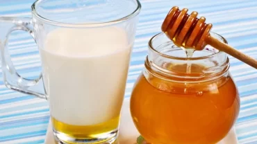 الحليب بالعسل الأبيض